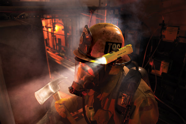 Pelican 3315 160 Lumen LED Safety Certified Flashlight - 3AA